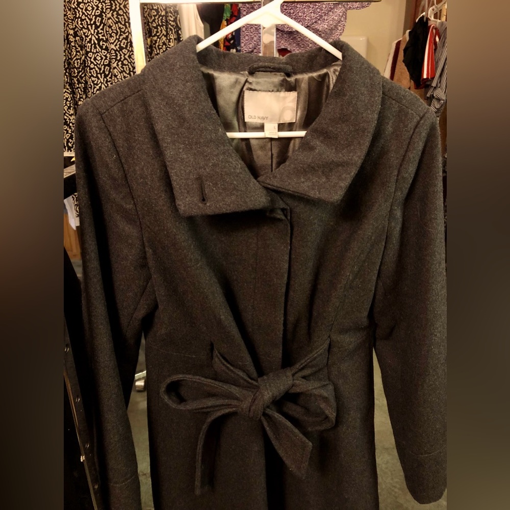 Old Navy charcoal Large Peacoat